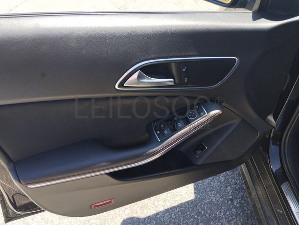 Mercedes-Benz CLA 220CDI · Ano 2017