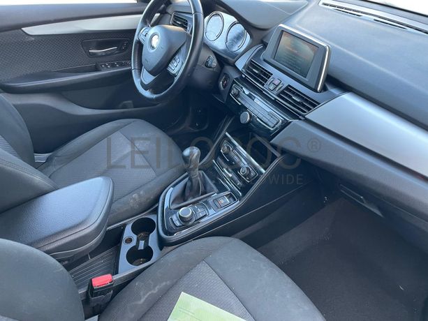 BMW 216D Advantage · Ano 2018