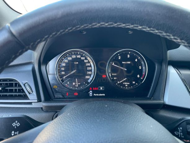 BMW 216D Advantage · Ano 2018