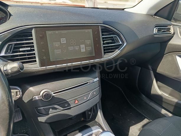 Peugeot 308 · Ano 2015