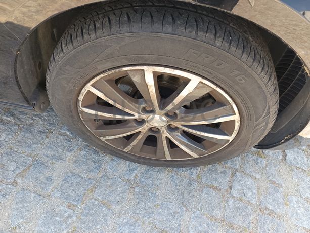 Peugeot 308 · Ano 2015