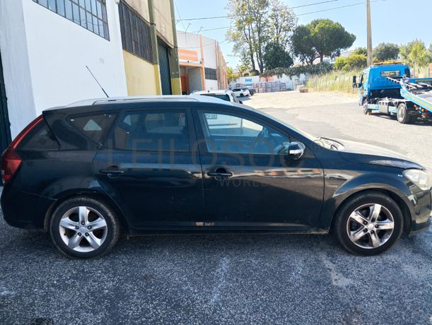 Kia Ceed SW · Ano 2010