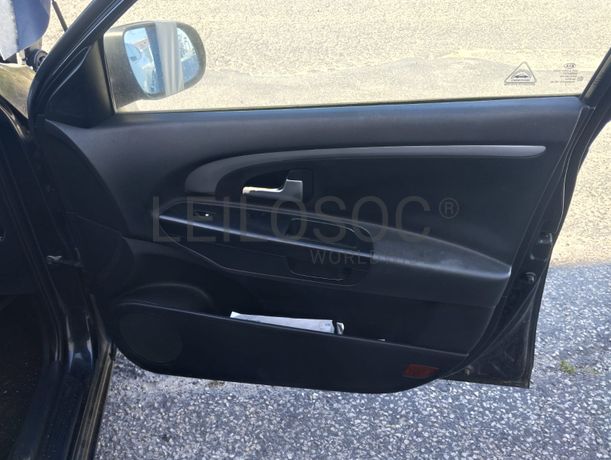 Kia Ceed SW · Ano 2010