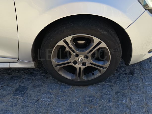 Renault Clio · Ano 2019