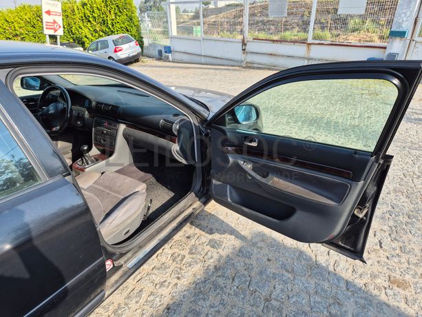 Audi A4 · Ano 2000