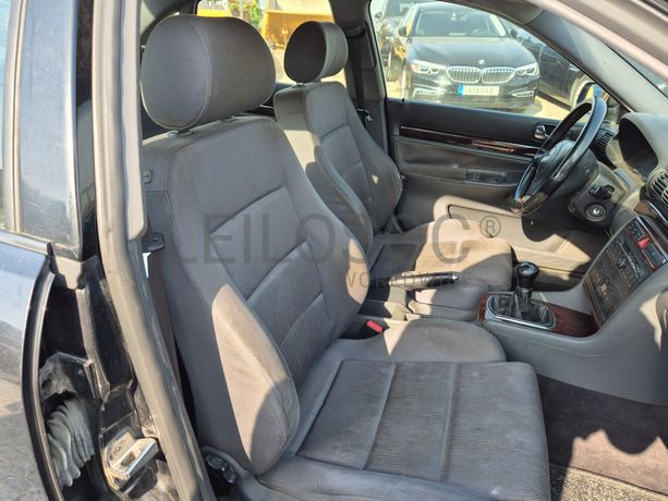 Audi A4 · Ano 2000