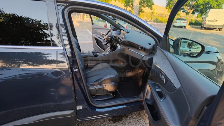 Peugeot 3008 · Ano 2020