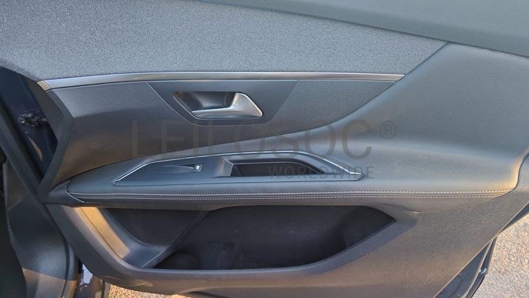 Peugeot 3008 · Ano 2020