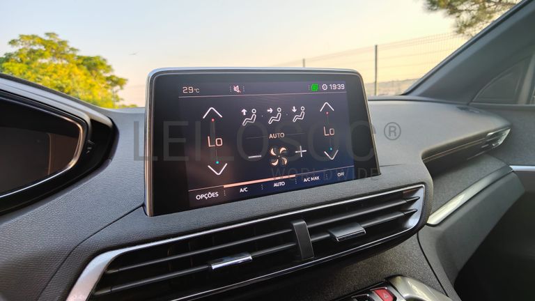 Peugeot 3008 · Ano 2020