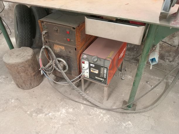 Prensa hidráulica · Aparelho de soldar