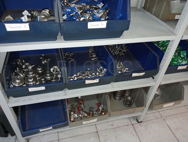 Equipamentos · Mobiliário · Stock