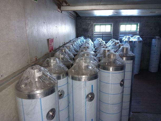 Equipamentos · Mobiliário · Stock