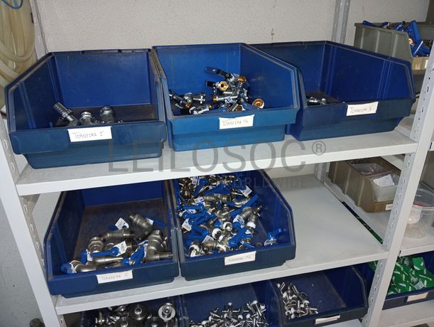 Equipamentos · Mobiliário · Stock