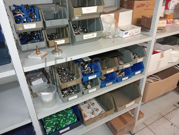 Equipamentos · Mobiliário · Stock