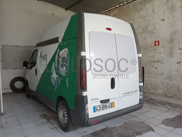 Opel Vivaro 1.9 CDTI · Ano 2006