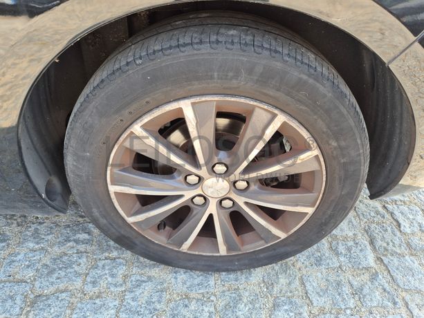 Peugeot 308 SW II 1.6 Blue HDI · Ano 2014