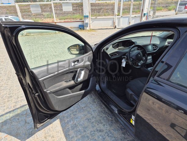 Peugeot 308 SW II 1.6 Blue HDI · Ano 2014