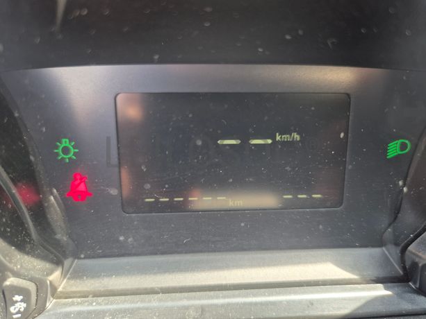 Peugeot 308 SW II 1.6 Blue HDI · Ano 2014