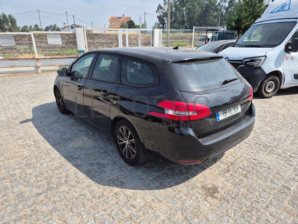 Peugeot 308 SW II 1.6 Blue HDI · Ano 2014