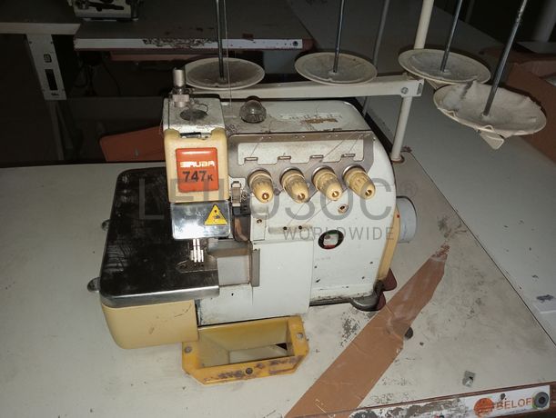 Máquina de Corte e Cose