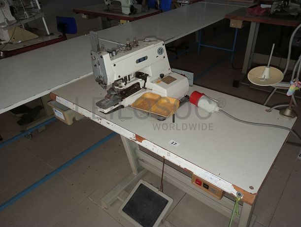 Máquina de Pregar Botões
