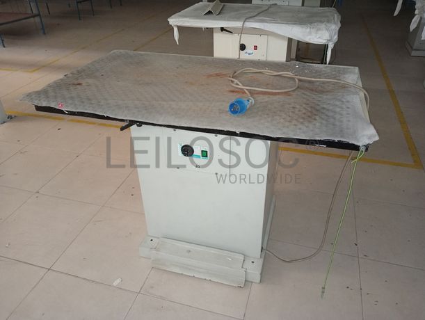 Mesa de Passar a Ferro