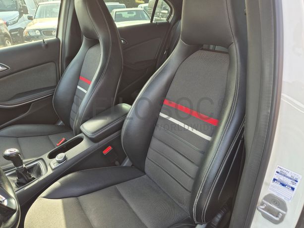 Mercedes-Benz A 180 · Ano 2012