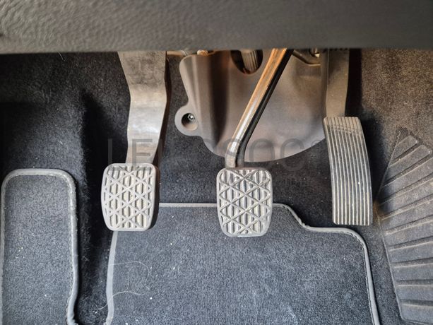 Mercedes-Benz A 180 · Ano 2012