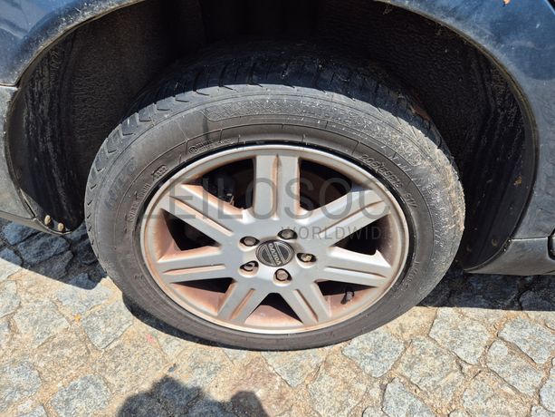 Volvo S40 · Ano 2005