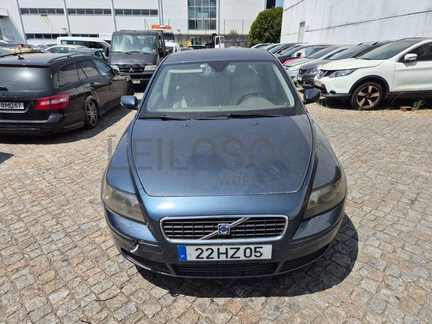 Volvo S40 · Ano 2005