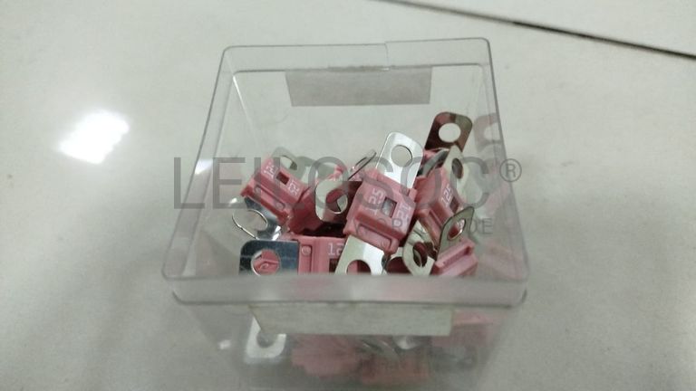 Óleo de Motor e Material de Substituição