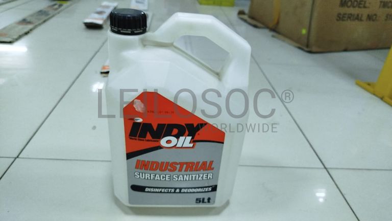 Diversos Óleo e Um Anti-Congelante