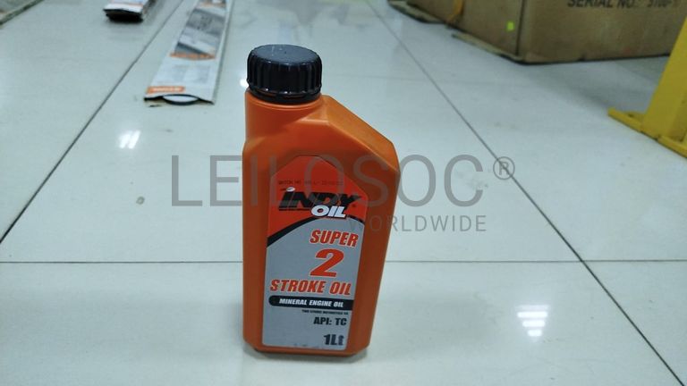 Diversos Óleo e Um Anti-Congelante