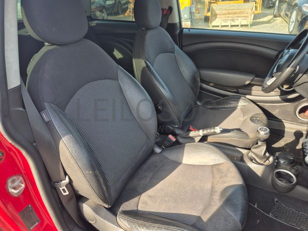 Mini Cooper · Ano 2008