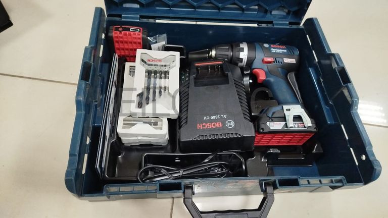 Parafusadeira, Berbequim, Rebarbadora e Martelo Pneumático