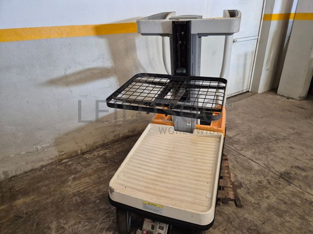 Plataforma Elevatória Crown · Ano 2010