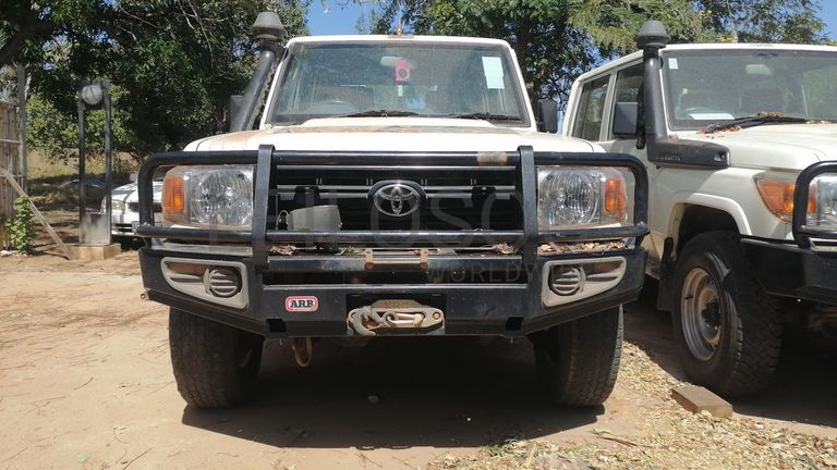 Toyota Land Cruiser 3.20m