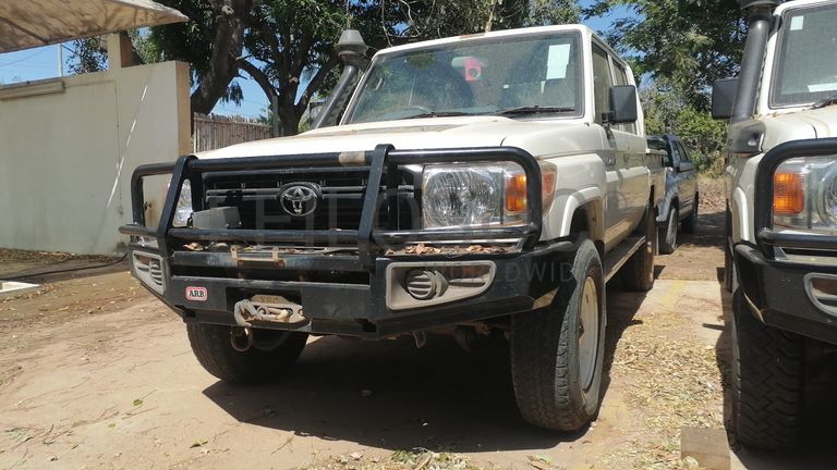 Toyota Land Cruiser 3.20m