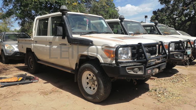 Toyota Land Cruiser 3.20m