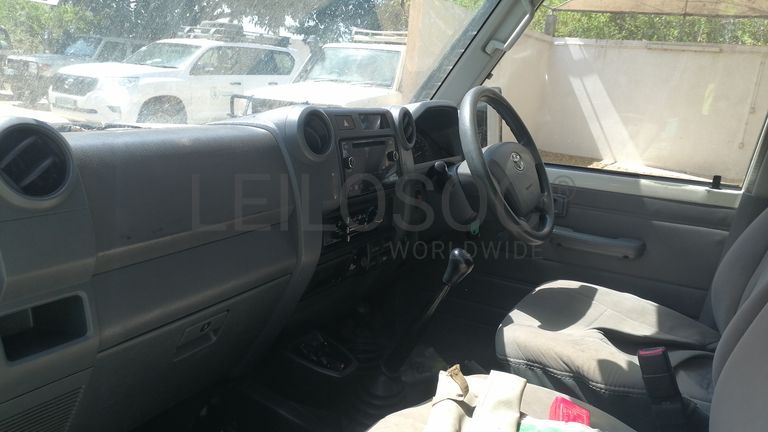 Toyota Land Cruiser 3.20m