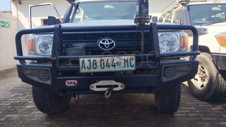Toyota Land Cruiser LC76HZJ76R - 2,70m