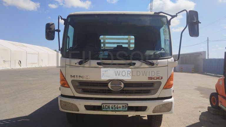 Camião Hino 500