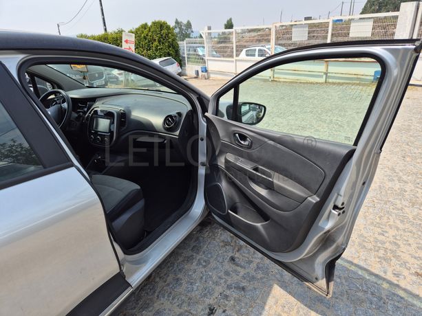 Renault Captur · Ano 2016