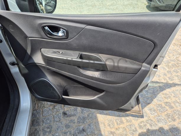 Renault Captur · Ano 2016