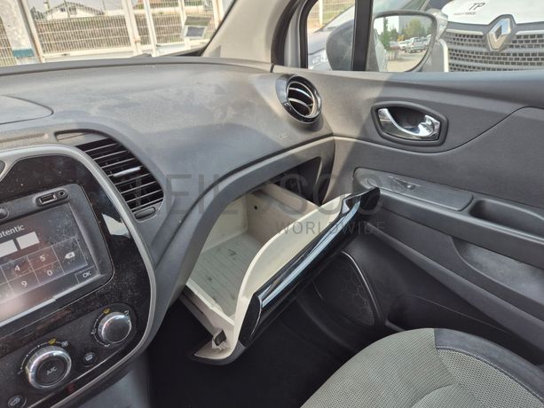 Renault Captur · Ano 2016