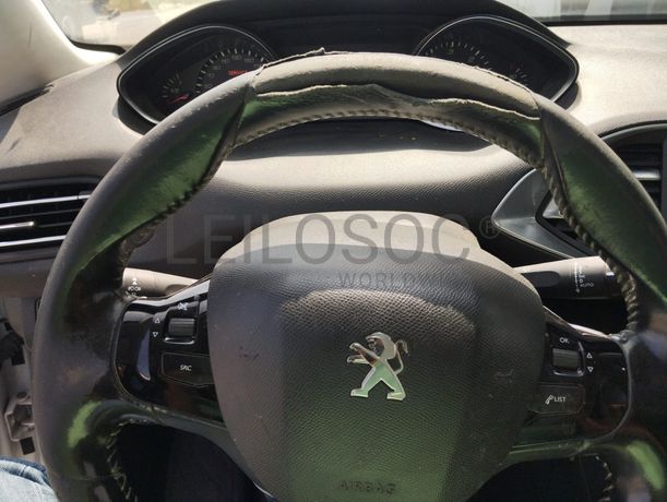 Peugeot 308 SW · Ano 2015