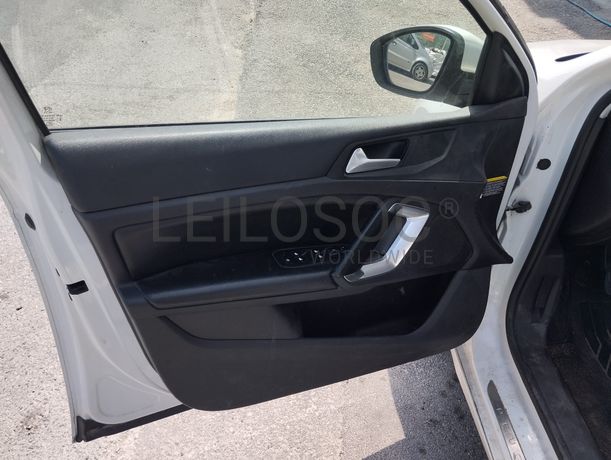 Peugeot 308 SW · Ano 2015