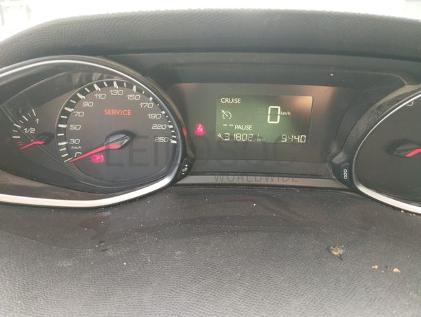 Peugeot 308 SW · Ano 2015