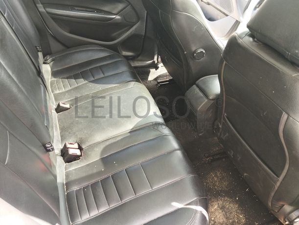 Peugeot 308 SW · Ano 2015