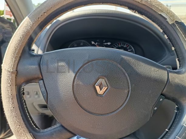 Renault Laguna · Ano 2002